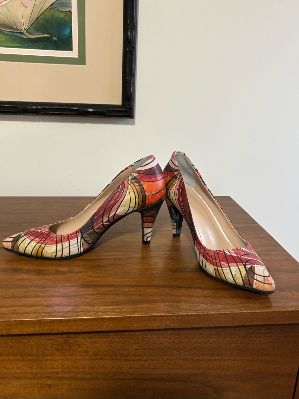 Women's Patterned Pointed-Toe Heels in Red and Cream